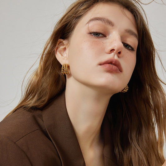 3 層球チタン 18K メッキピアス