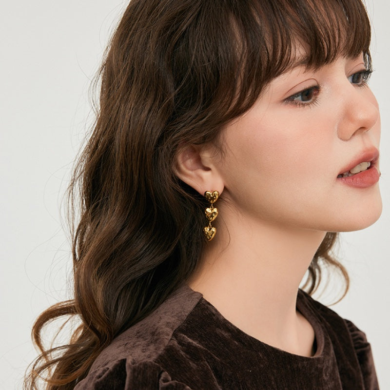 潮汐ハートテクスチャ 18K メッキチタンピアス