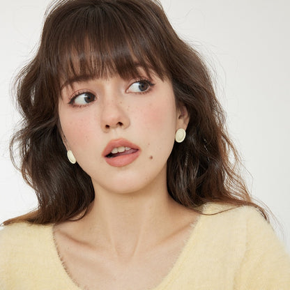 ミルクフードインス円盤銀ピアス
