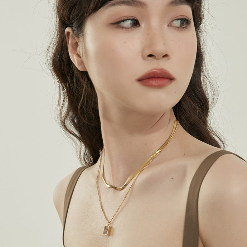 パリ画報ダブルチェーン 18K メッキネック