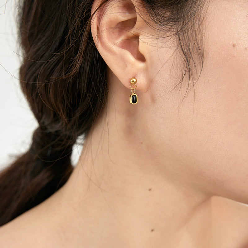 黒瑪瑙 18K メッキピアス