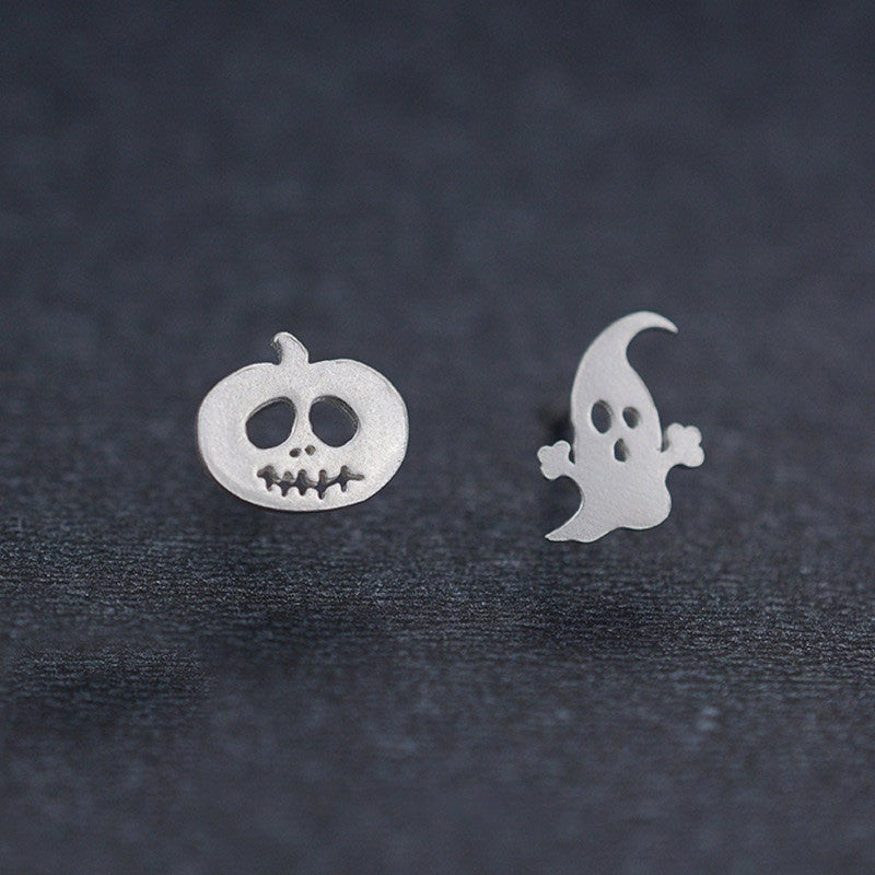 ハロウィンアシンメトリック S925 銀ピアス